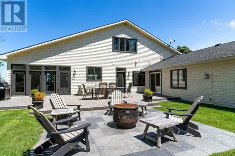 55 St Lawrence Street Collingwood ON L9Y 4Y3