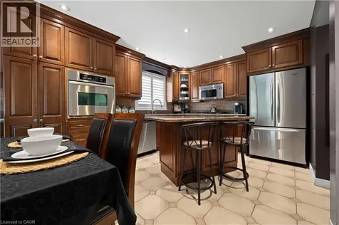 59 Randolf Court Hamilton ON L8W 2Z7