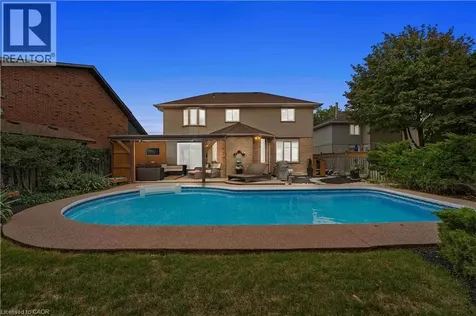 59 Randolf Court Hamilton ON L8W 2Z7
