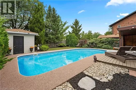59 Randolf Court Hamilton ON L8W 2Z7