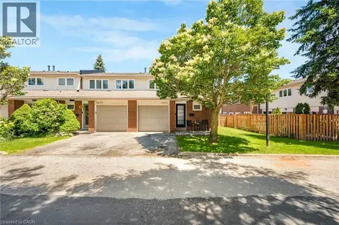 5275 Banting Court Burlington ON L7L 2Z4