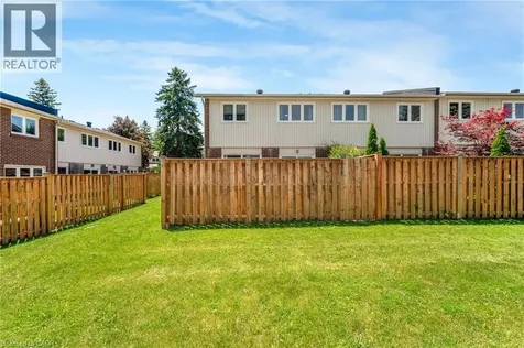 5275 Banting Court Burlington ON L7L 2Z4