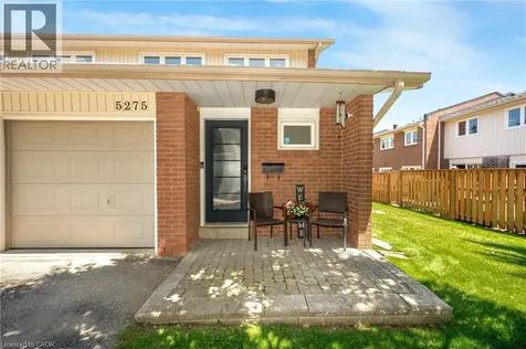 5275 Banting Court Burlington ON L7L 2Z4
