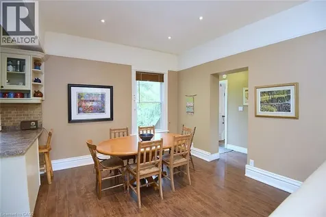 135 Alpine Avenue Hamilton ON L9A 1A7