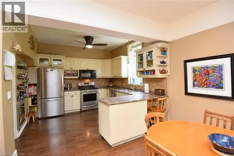 135 Alpine Avenue Hamilton ON L9A 1A7