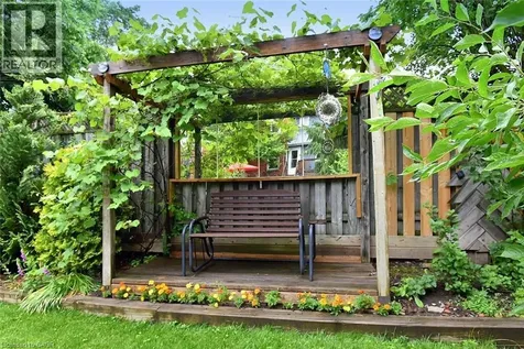 135 Alpine Avenue Hamilton ON L9A 1A7