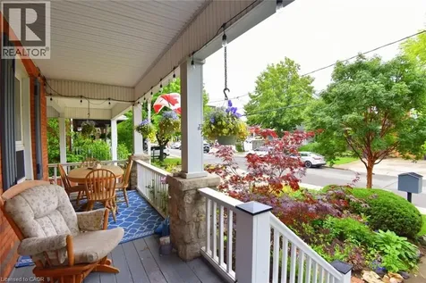 135 Alpine Avenue Hamilton ON L9A 1A7