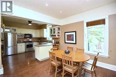 135 Alpine Avenue Hamilton ON L9A 1A7