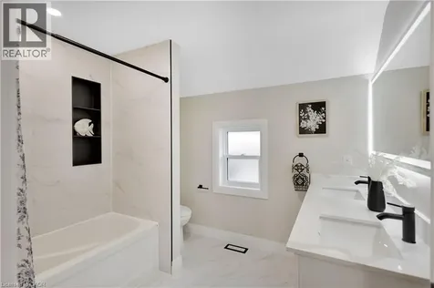 187 Drummond Street Brantford ON N3S 6A8