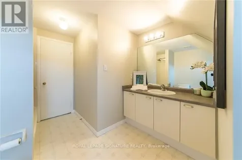 426 Downsview Place Waterloo ON N2K 3T9