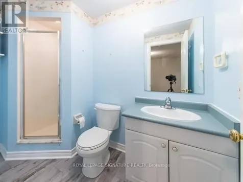 426 Downsview Place Waterloo ON N2K 3T9