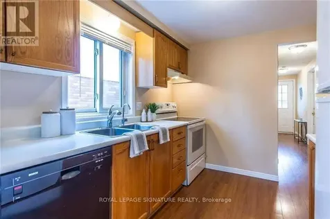426 Downsview Place Waterloo ON N2K 3T9