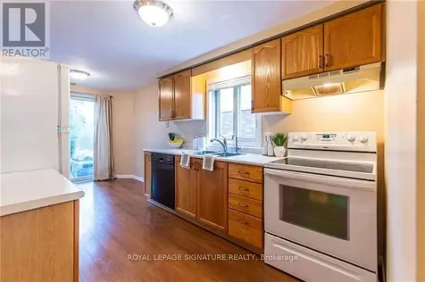 426 Downsview Place Waterloo ON N2K 3T9