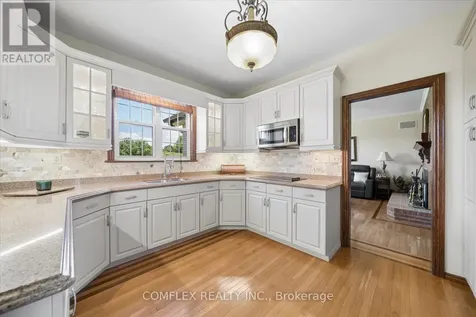 1150 Raglan Road East Oshawa ON L1H 7K4