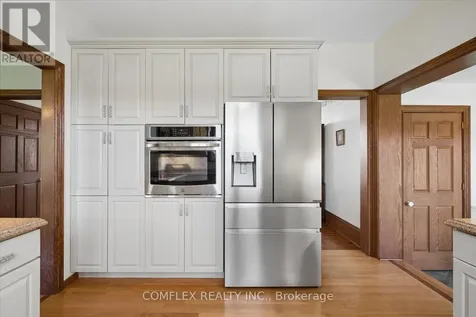 1150 Raglan Road East Oshawa ON L1H 7K4