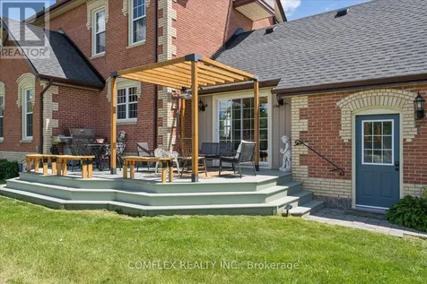 1150 Raglan Road East Oshawa ON L1H 7K4