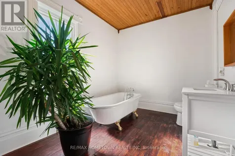 12 Kingston Street Rideau Lakes ON K0G 1E0