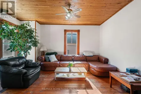 12 Kingston Street Rideau Lakes ON K0G 1E0