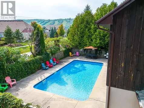 102 Ridgeview Drive North Blue Mountains ON L9Y 0L4