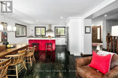 102 Ridgeview Drive North Blue Mountains ON L9Y 0L4