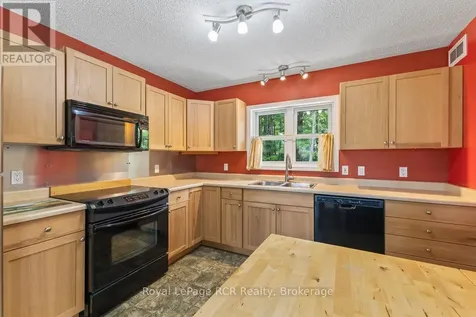 137 Lake Rosalind 1 Road Brockton ON N4N 3B9