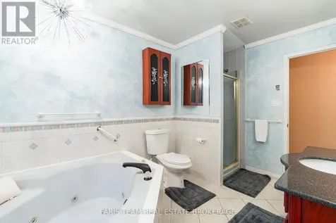 51 Beck Boulevard Penetanguishene ON L9M 1E2