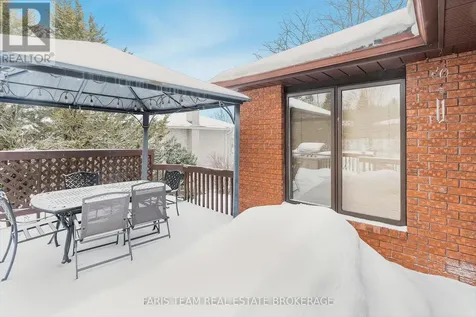 51 Beck Boulevard Penetanguishene ON L9M 1E2