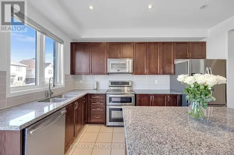 118 Cauthers Crescent New Tecumseth ON L9R 0L1