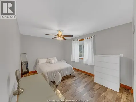 4278 Casgrain Drive Windsor ON N9G 2B2