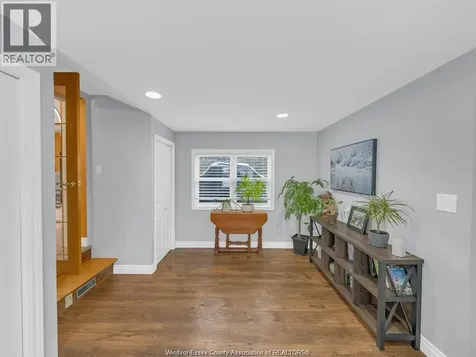 4278 Casgrain Drive Windsor ON N9G 2B2