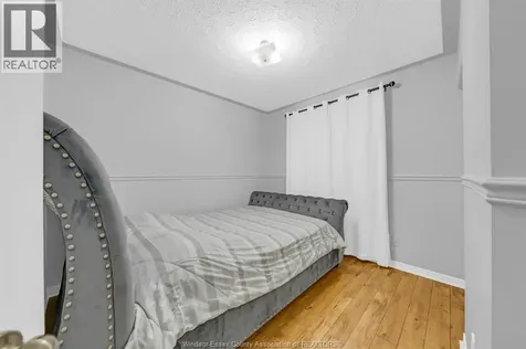 1541 Foster Windsor ON N8W 5P8
