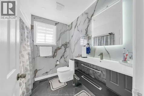 1541 Foster Windsor ON N8W 5P8