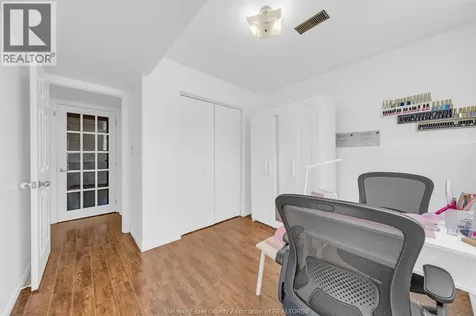 1541 Foster Windsor ON N8W 5P8