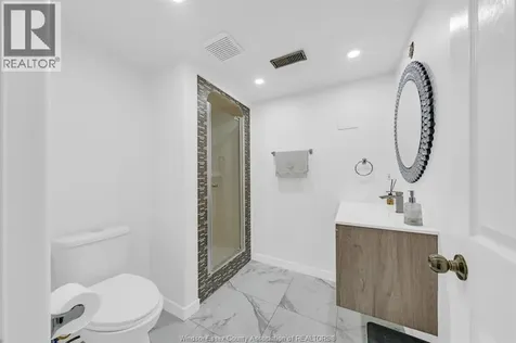 1541 Foster Windsor ON N8W 5P8