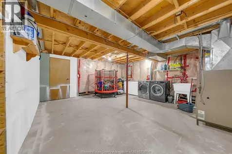 1541 Foster Windsor ON N8W 5P8