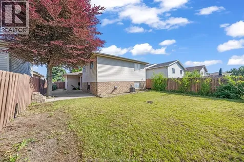 1541 Foster Windsor ON N8W 5P8
