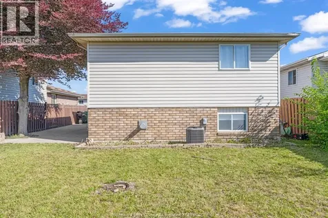 1541 Foster Windsor ON N8W 5P8