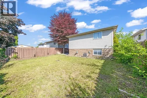 1541 Foster Windsor ON N8W 5P8