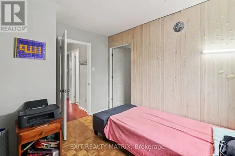 1661 Heron Road Ottawa ON K1V 6A3