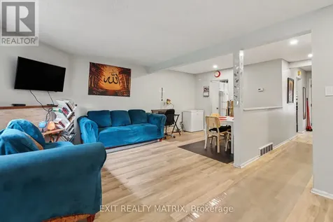 1661 Heron Road Ottawa ON K1V 6A3