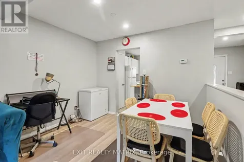 1661 Heron Road Ottawa ON K1V 6A3