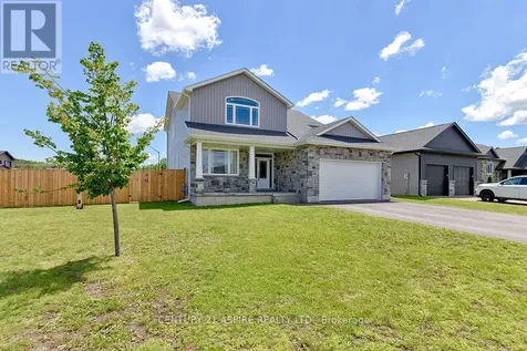 5 Drew Street Petawawa ON K8H 0G7
