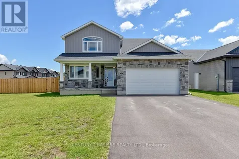 5 Drew Street Petawawa ON K8H 0G7