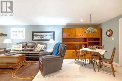 131 Aspen Way Blue Mountains ON L9Y 0S7