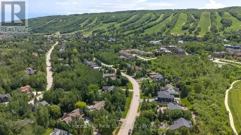 131 Aspen Way Blue Mountains ON L9Y 0S7