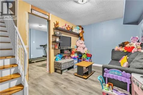 375 Pioneer Drive Kitchener ON N2P 1L8
