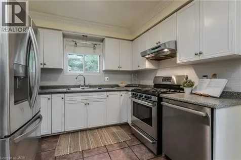 12 Branthaven Drive Stoney Creek ON L8J 2L9