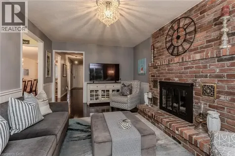 12 Branthaven Drive Stoney Creek ON L8J 2L9