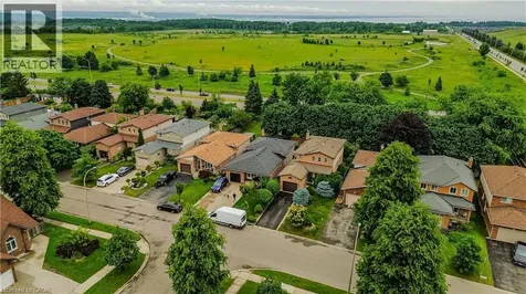12 Branthaven Drive Stoney Creek ON L8J 2L9