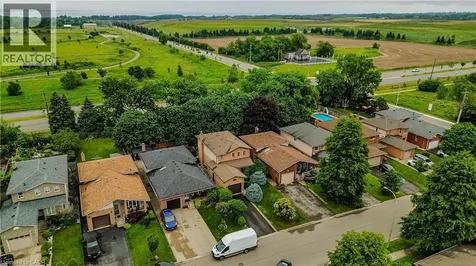 12 Branthaven Drive Stoney Creek ON L8J 2L9